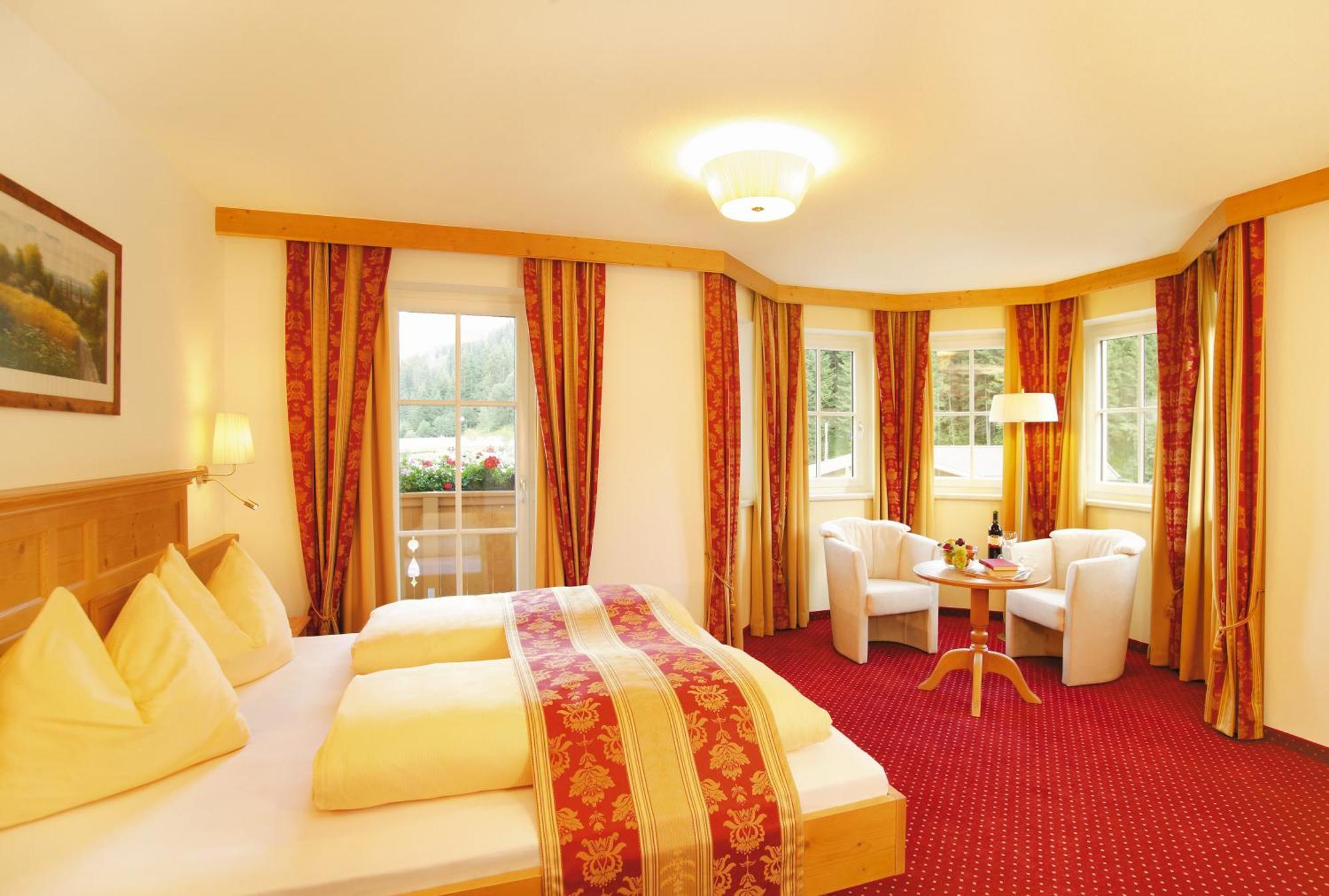 Superior Double Room,683850024:JPEG