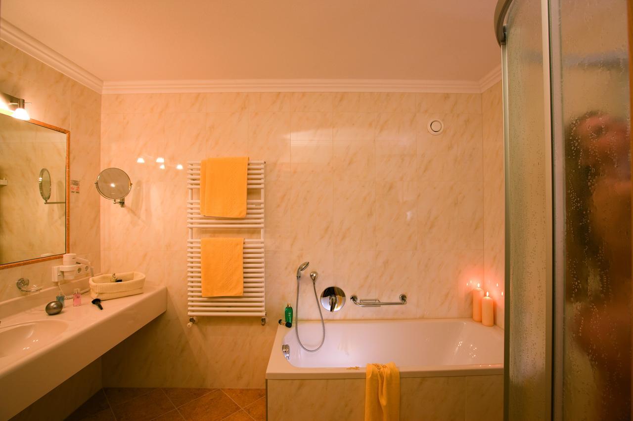 Large Double Room,719580343:JPEG